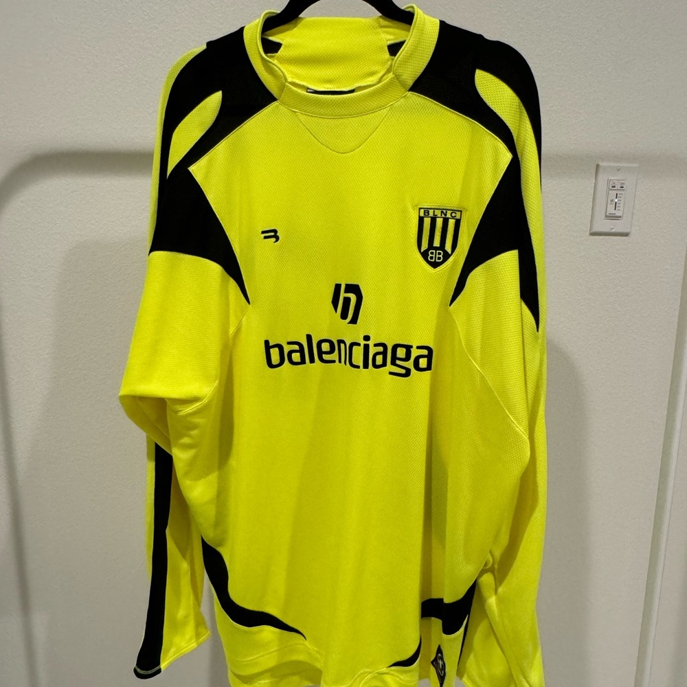 Balenciaga Men’s Jersey- Neon Yellow. Measurements included in photos